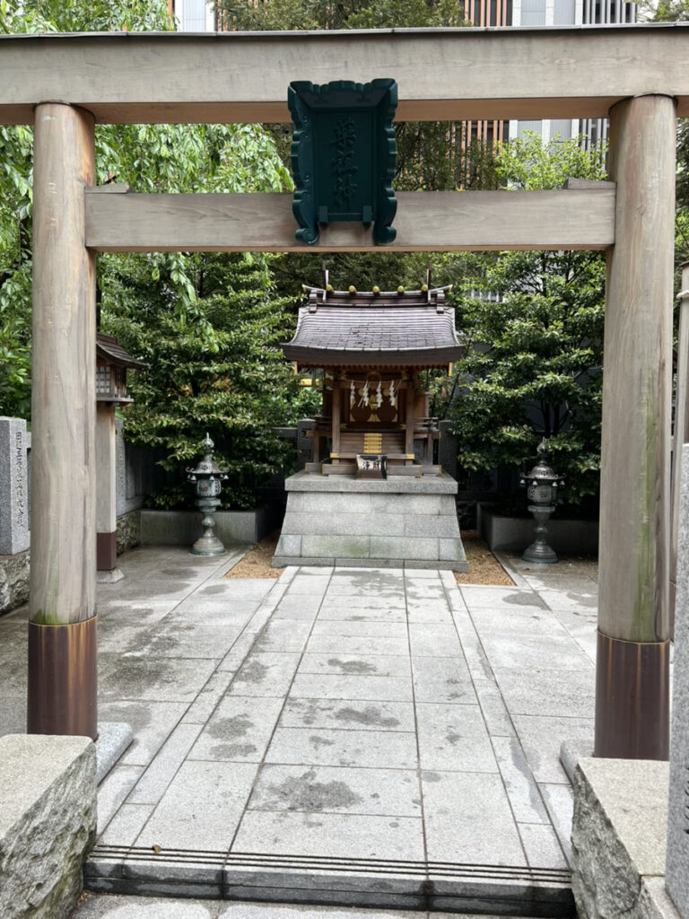コレド室町前