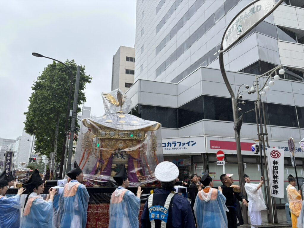 神田すずらん通り