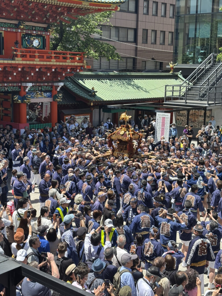 岩本町・東神田地区連合　神田大和町会