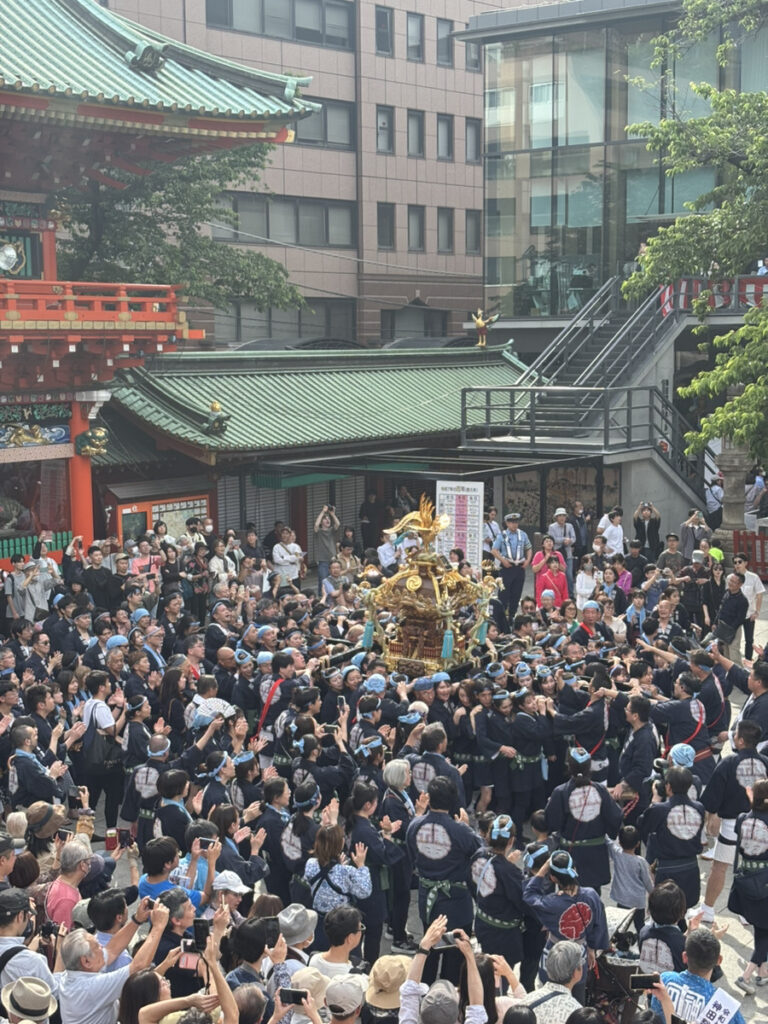 中神田十三ヶ町連合　司町一丁目町会　子ども神輿